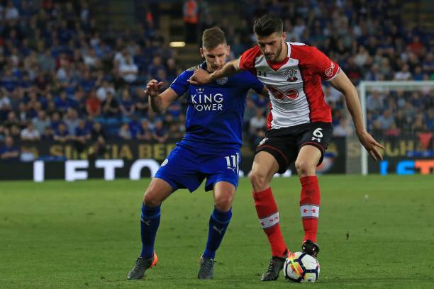 是一个不容 是一个不容