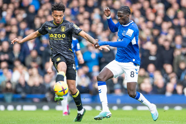 纽卡斯尔以 纽卡斯尔以